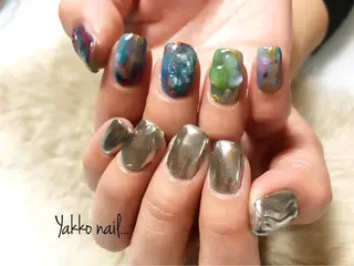 ネイル Yakko pas á pasのネイルデザイン