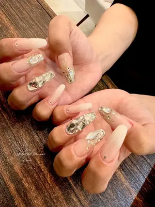 ネイル 【山岡】 ロイヤル•セラピストのネイルデザイン