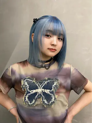 ミディアム カラー ヘアアレンジ mina 🌷のヘアスタイル