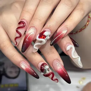 ネイル ビルドアップ ビューティーのネイルデザイン