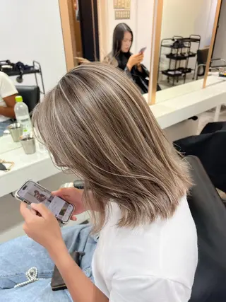 セミロング カラー ヘアアレンジ ✨韓国/外国人風✨ 江原巧のヘアスタイル