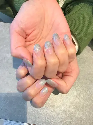 ネイル Nest 岩崎のネイルデザイン