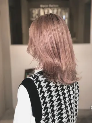 ミディアム EIGHT 船橋のヘアスタイル