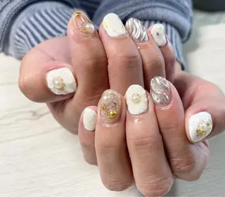 ネイル Neige所属・Neige 𓂃 aiのネイルデザイン