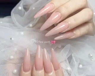 ネイル 〜Shine Nail〜【サイナネイル】パラジェル／ 長さだし／持ち込み／ワンホン／フィルイン所属・サイナ🎀 長さだし&デザインのネイルデザイン