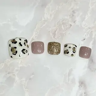 ネイル Tiary🎀 Ayukaのネイルデザイン