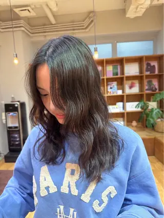 ロング パーマ ストレートパーマ /縮毛矯正 杉田優月のヘアスタイル