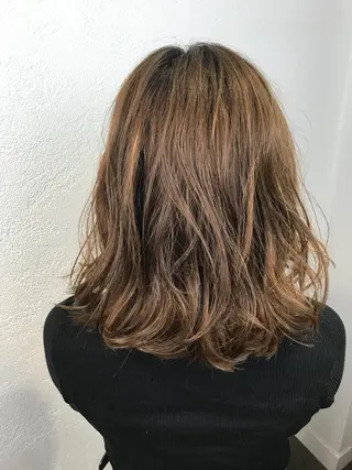 ミディアム カラー デザインカラー🌈 高木リョウのヘアスタイル