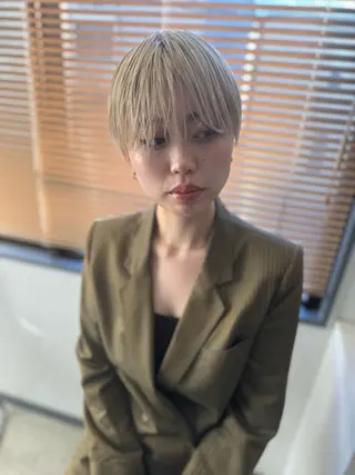 ショート カラー イメチェン美容師⭕️ 富永健太のヘアスタイル