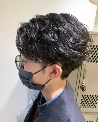 ショート パーマ メンズ 園田 将士のヘアスタイル