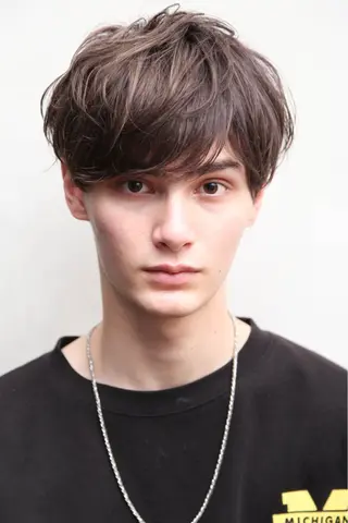 ミディアム Breath beauu Kobe所属・秋葉 玲唯のヘアスタイル