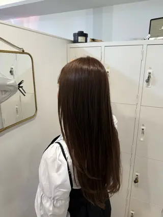 ロング カラー H 梅田所属・藤本 泰のヘアスタイル