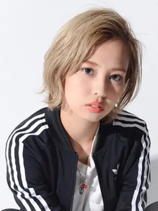 ショート カラー特化 横川　翔希のヘアスタイル