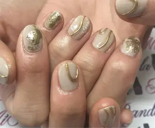 ネイル MiRanda Nail所属・MiRanda 保坂 舞のネイルデザイン