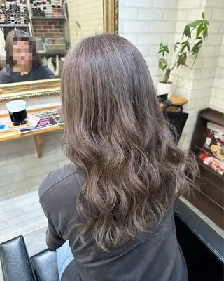 ロング カラー hair studio Peace所属・浅野 真惟のマツエク・マツパデザイン