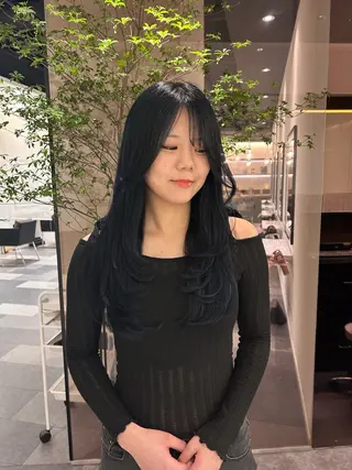 ロング カラー 中原 優美のヘアスタイル