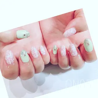 ネイル 園 寛子 （ネイリスト）のネイルデザイン