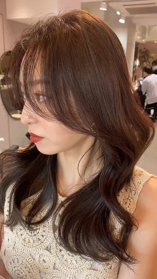 ロング 新宿/小顔レイヤー/ 顔まわり/西慶太朗のヘアスタイル