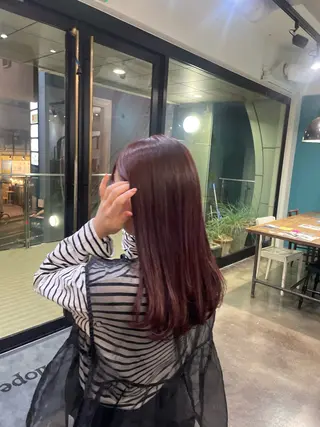 ロング 沼田 彩虹のヘアスタイル