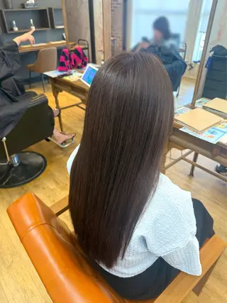 ロング カラー 山中 希来のヘアスタイル