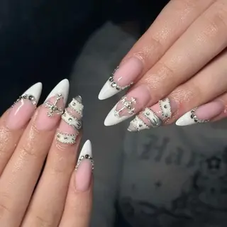 ネイル Queen Nail 　クイーンネイルのネイルデザイン