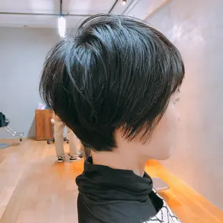ショート カラー TACCA所属・伊藤 佳代子のヘアスタイル