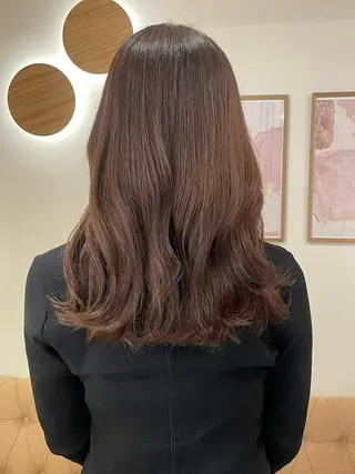 セミロング カラー ヘアアレンジ LUVISM Ayakaのヘアスタイル