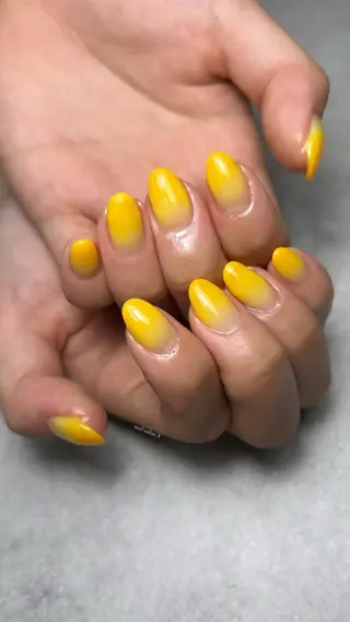 ネイル 関山 志乃のネイルデザイン