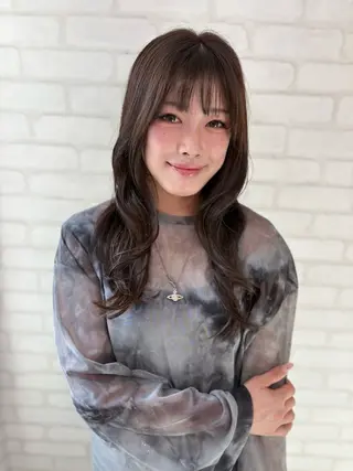 ロング カラー abilita HIRARIのヘアスタイル