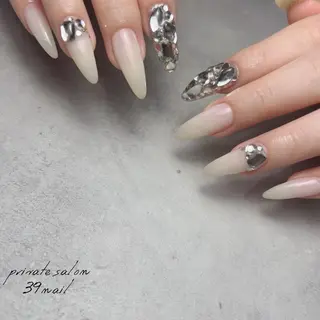 ミディアム ネイル 京橋 【39nail】のネイルデザイン
