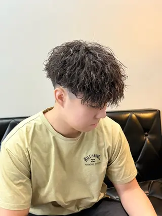 パーマ メンズ Men’s BIRTH by happiness 【メンズ バース】(メンズバース バイ ハピネス)所属・井ノ本 成海のヘアスタイル