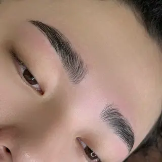 アイブロウ 束感マツエク💛 ririkaのマツエク・マツパデザイン