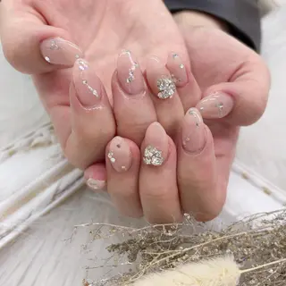 ネイル 🦋ネイルサロン ブラン🌈ゆりのネイルデザイン