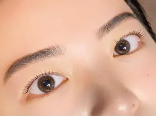 アイブロウ Day. aoyamaのマツエク・マツパデザイン