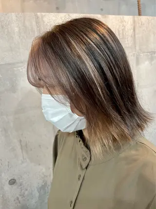 ミディアム カラー レイヤー/韓国 ハイトーン興津史弥のヘアスタイル