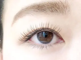 マツエク・マツパ mignon by Happiness 高の原店所属・ミニヨン高の原店 ☀️里中紗耶🦋のマツエク・マツパデザイン