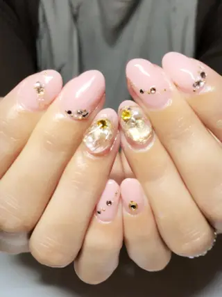 ネイル 木槿所属・吉冨 光恵のネイルデザイン