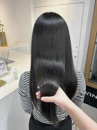 ロング Aoi🐇/表参道/ 艶カラー/髪質改善のヘアスタイル