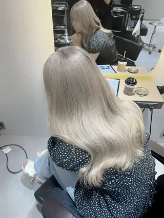 ロング カラー ハイトーン/アレンジ 🎀アオイ🎀のヘアスタイル