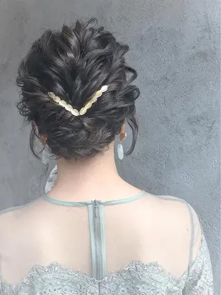 ミディアム カラー ヘアアレンジ EMANON天神所属・Hitomi Ezakiのヘアスタイル