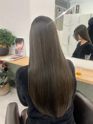 セミロング カラー ブリーチなし 透明感🔅KANTAのヘアスタイル