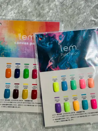 ネイル gratitude 斎藤のネイルデザイン