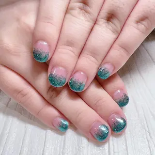 ネイル Total Beauty Salon CURE 津田沼店所属・イエティ .のネイルデザイン