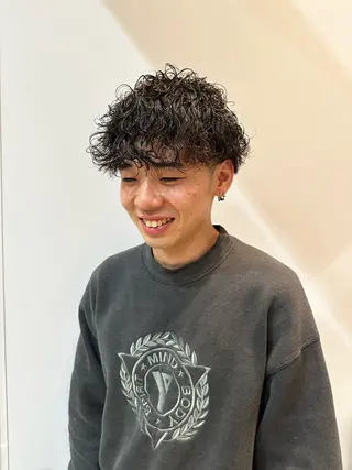 ショート ボブ、小顔レイヤー 暖色カラーほのか🍒のヘアスタイル