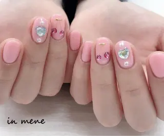 ネイル IN MENE所属・IN MENEのネイルデザイン