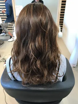 ミディアム カラー 大久保 隆蔵のヘアスタイル