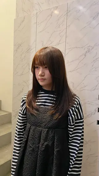 ロング マツザキ マナトのヘアスタイル