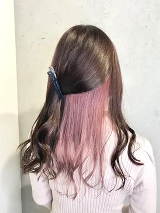 ロング カラー ヘアアレンジ ｲﾝﾅｰｶﾗｰ屋さん 🫧伊藤拓実のヘアスタイル