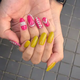 ネイル 中牟田 彩水のネイルデザイン