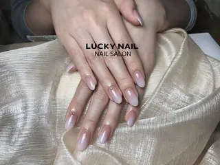 ネイル LUCKY NAILのネイルデザイン